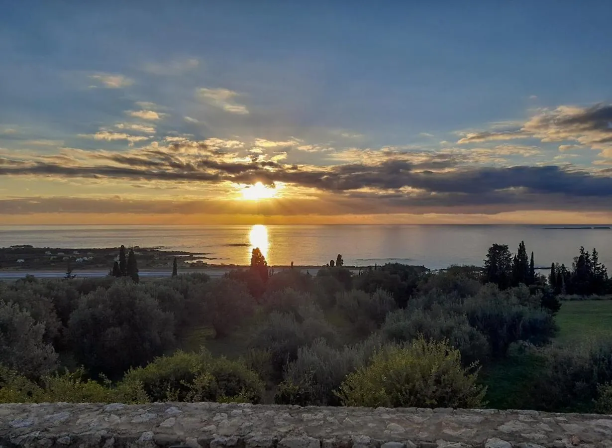 Il Giardino Villa Minia 0*,
